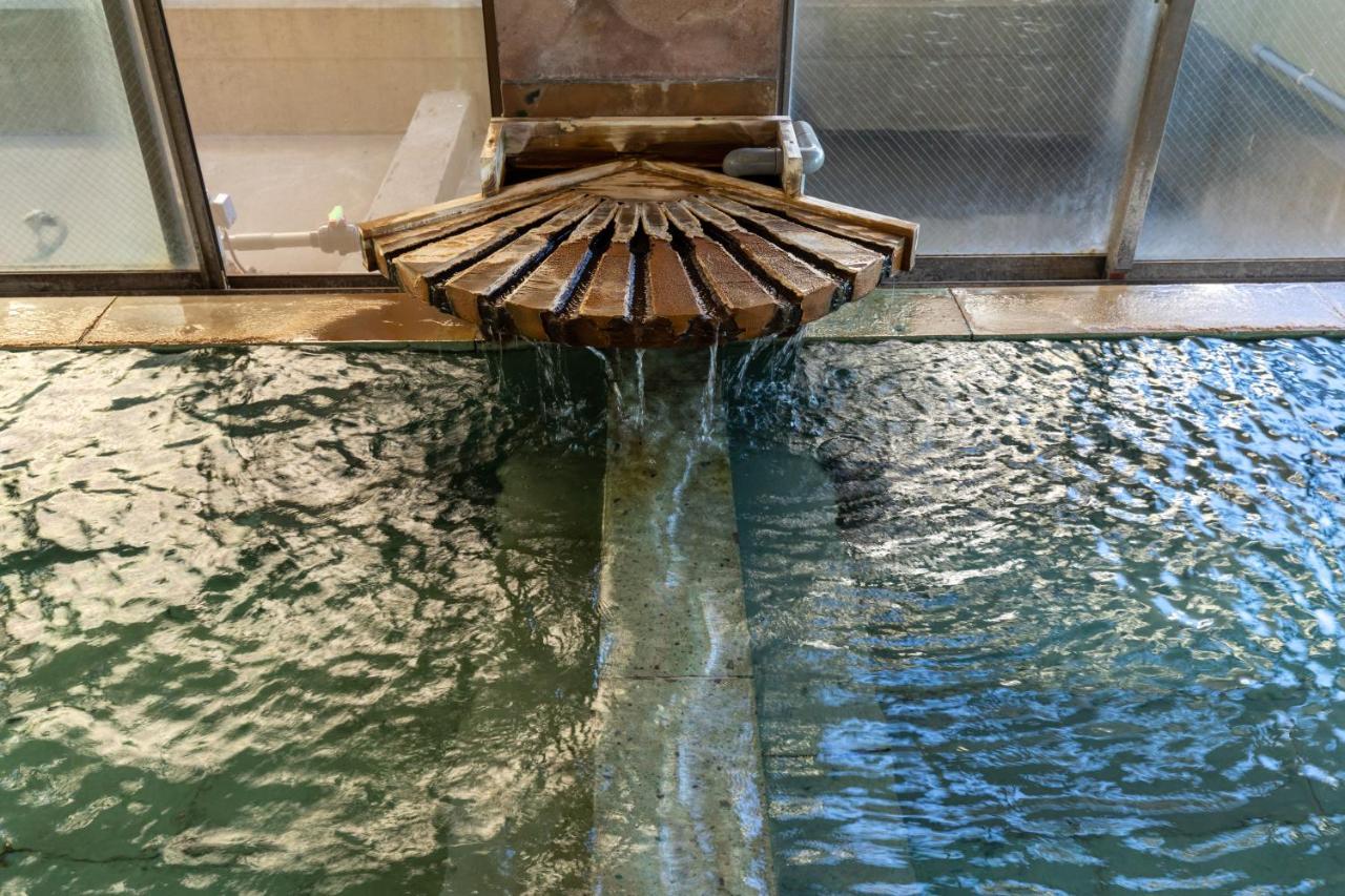 Kagoshima Sunamushionsen Hakusuikan 5* Ibusuki